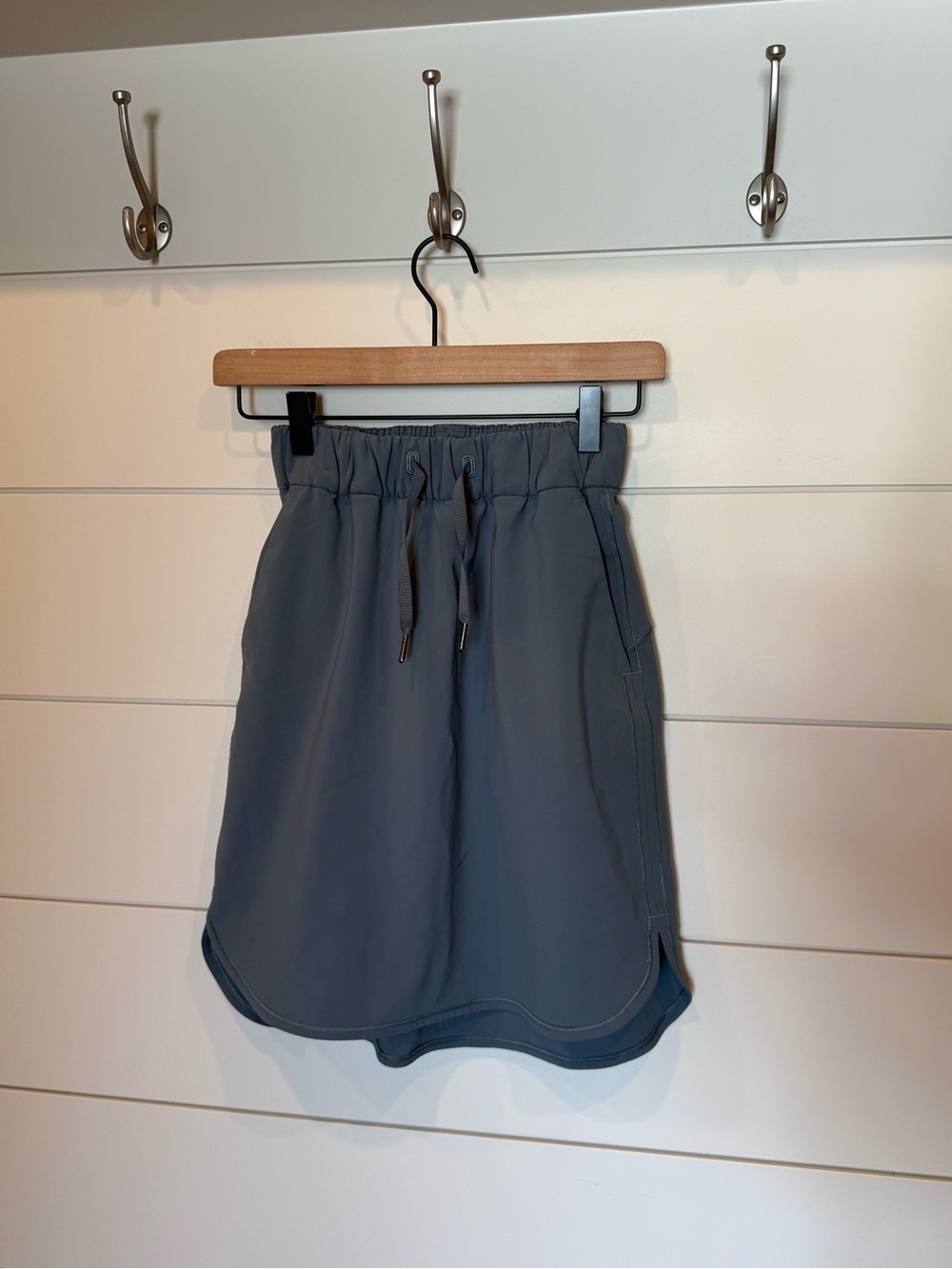 Lululemon On The Fly Skirt Grey Sage Size 2